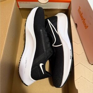 Nike Women’s Black Pegasus 38